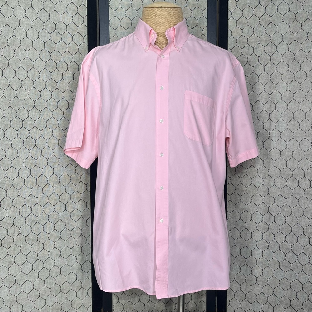 Meeting Street Classic Pinpoint Button Down Short Sleeve Dress Shirt
